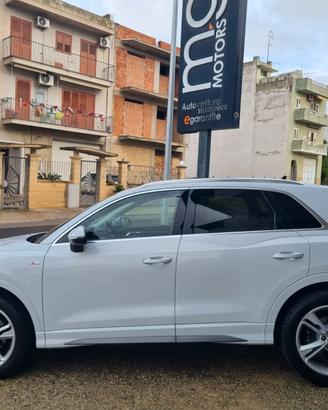 Audi Q3 35 TDI S tronic line edition TETTO APRIBIL