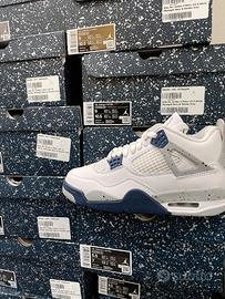 Jordan 4 Retro Midnight Navy