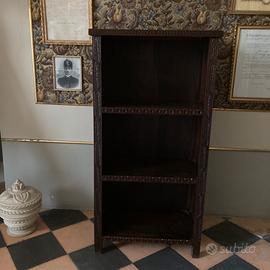 Libreria antica in noce