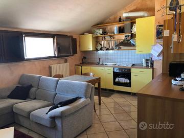 Appartamento di 80 m² con 3 locali e box auto a Oc