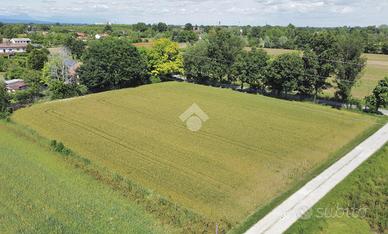 VILLA SINGOLA A PIOMBINO DESE