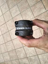 ATTACCO MANUBRIO RACEFACE RESPOND