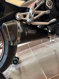 Scarico triumph 765
