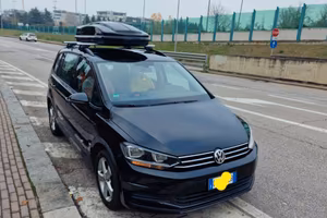 VOLKSWAGEN TOURAN 1.6 DIESEL 7-POSTI  