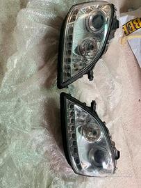 Fanali anteriori mercedes