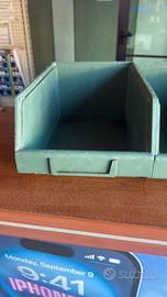 SCAFFALI AD INCASTRO