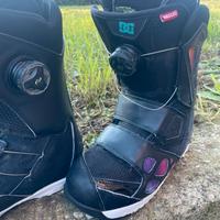 Scarpone snowboard DC bambino/donna