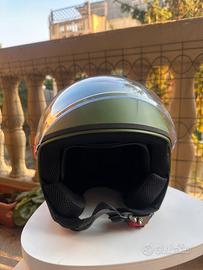 Casco demi-jet ideale per la città