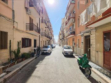 4 LOCALI A MANFREDONIA