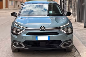 Citroen C4 BlueHDi 130CV EAT8 Shine