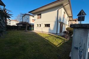 Casa singola a Ghirano (C 297)