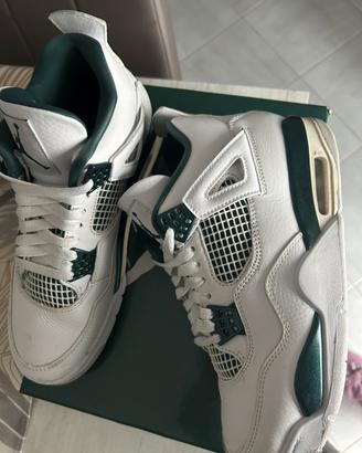 Jordan 4