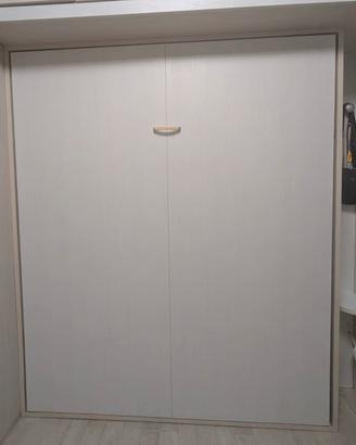 Letto matrimoniale a scomparsa 