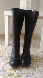 Stivale pelle con tacco largo come nuovo