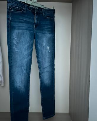 Jeans a vita bassa slim