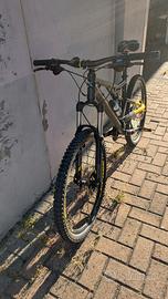 MTB Rock rider 700s
