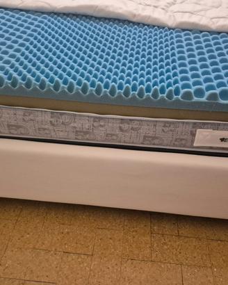 letto matrimoniale con materasso energy ortopedico