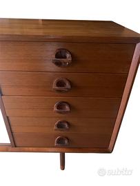 Sideboard anni 60 Faram