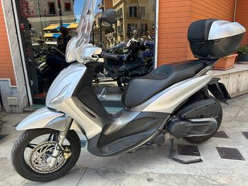 Piaggio Beverly 350