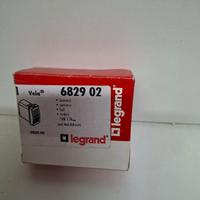 legrand vela 