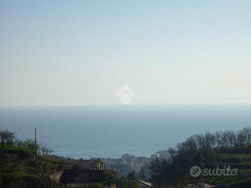 VILLA A SCHIERA A COGORNO