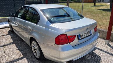 BMW318