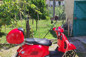 Vespa 300