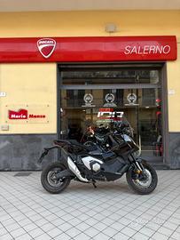 Honda X-ADV 750 black my 2026