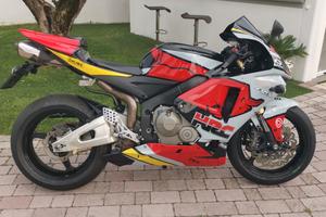 Honda cbr 600 rr 