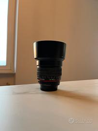 Samyang 85mm F 1.4 (focus manuale) attatto Nikon