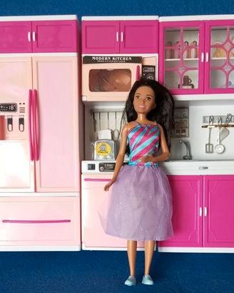 Barbie mobili cucina + banco colazione + Skipper