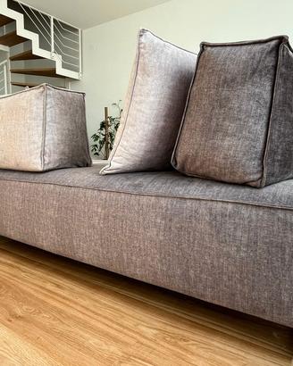 Divano modulabile + pouf