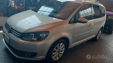 Volkswagen Touran 2.0 TDI 170 CV Highline prezzo €