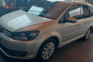 Volkswagen Touran 2.0 TDI 170 CV Highline prezzo €
