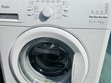 lavatrice marca LG  8KG