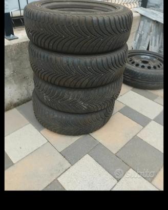 pneumatici 4 stagioni 