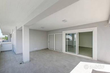 Attico / Mansarda di 120 m² con 4 locali a Guidoni