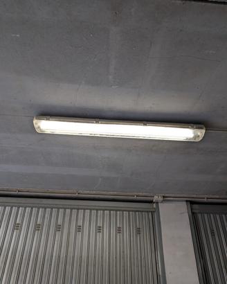 Stock  Plafoniere Stagne da Garage Officina IP65