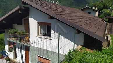 Villa di 179 m² con 3 locali e box auto a Sovramon