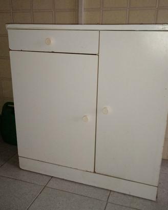 Armadietto piccolo mobile: 77x34xh.80