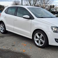 VOLKSWAGEN POLO 1.4 BENZINA CAMBIO AUTOMATICO DSG