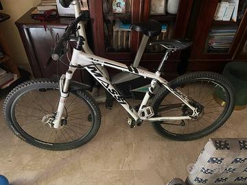 bicicletta 27.5 come nuova