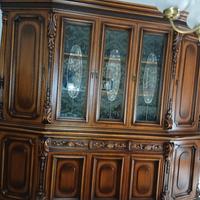 sala completa di tavolo e 6 sedie 