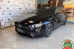 MERCEDES-BENZ A 180 d Premium AMG * NIGHT PACK FH