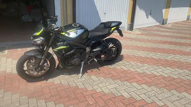 Triumph street triple rs 765