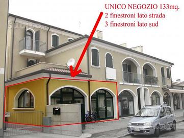 Nuovo negozio a Gavello