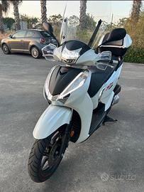 Honda SH 300 sport