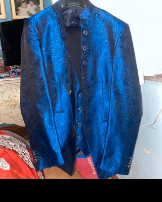 vestito da uomo 