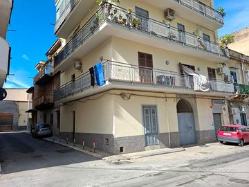 Zona chiavelli - appartamento indipendente con ter