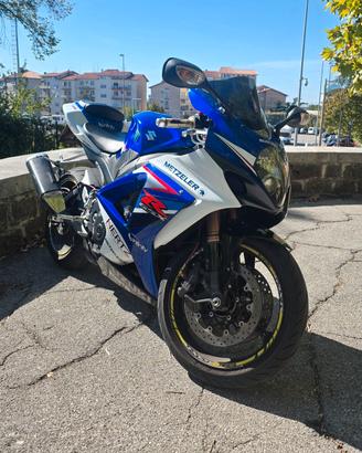 Suzuki GSX R 1000